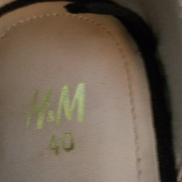 H&M Black Bow Heels - Picture 3 of 6